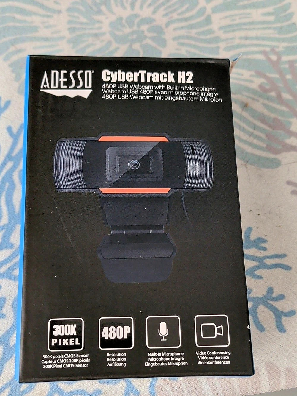 Adesso CyberTrack H2 480p USB Webcam NWT